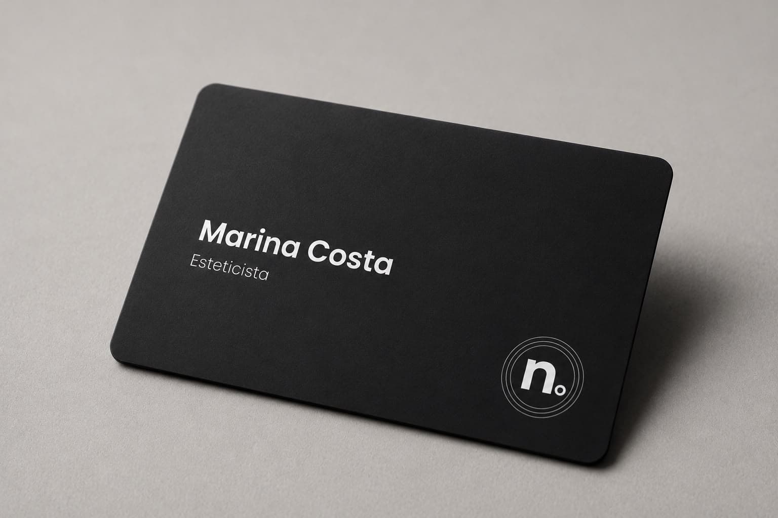 Cartão net. Black em preto soft-touch, com nome impresso